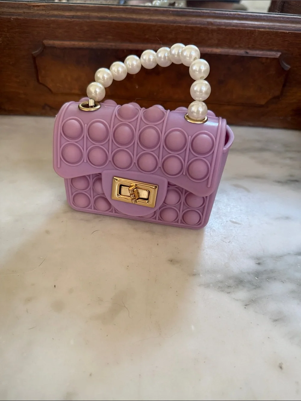 N/A stylish lavender